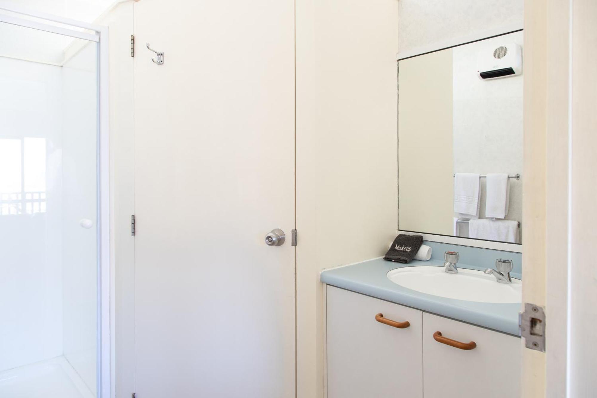 Ride Base Wanaka Apartments Εξωτερικό φωτογραφία