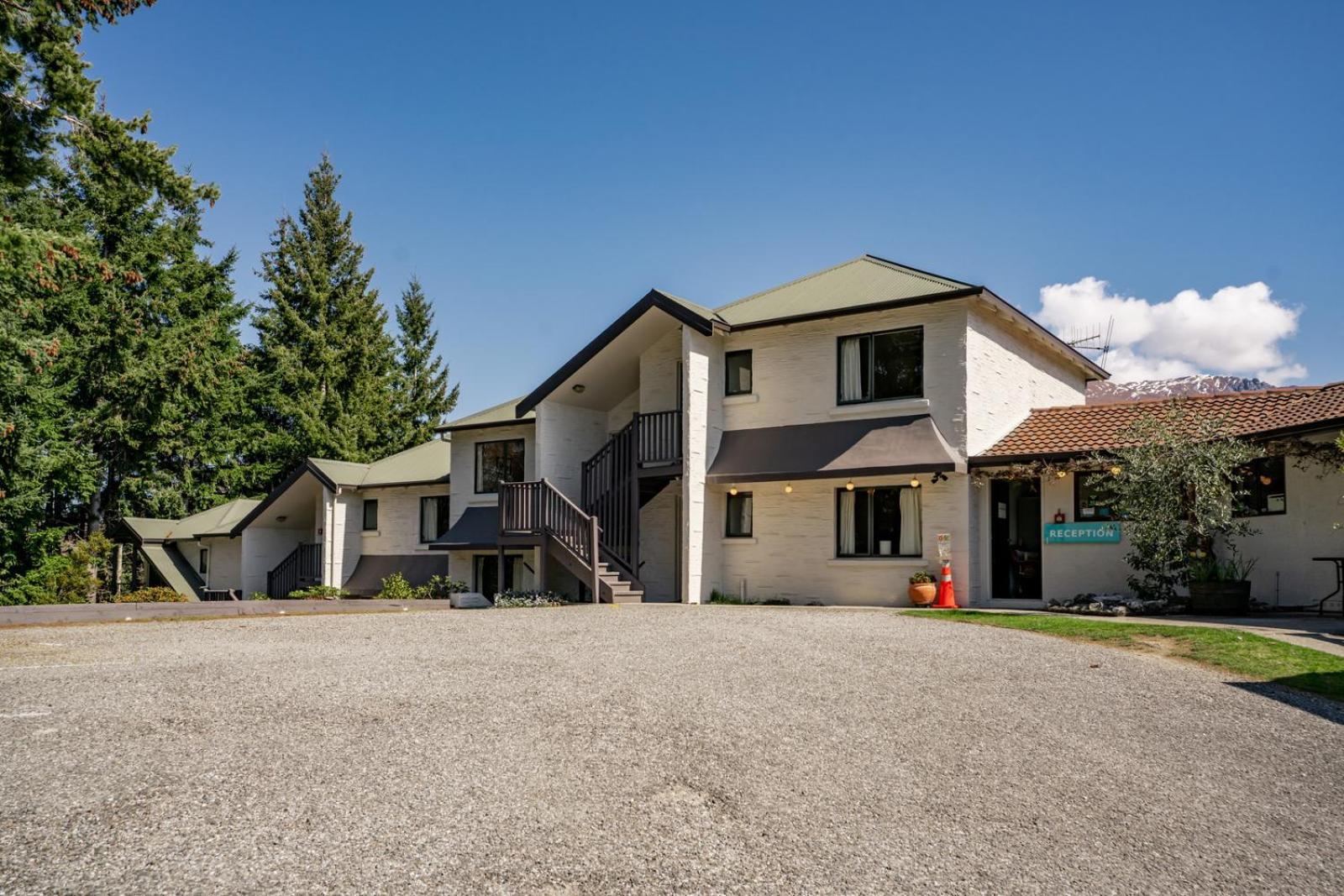 Ride Base Wanaka Apartments Εξωτερικό φωτογραφία