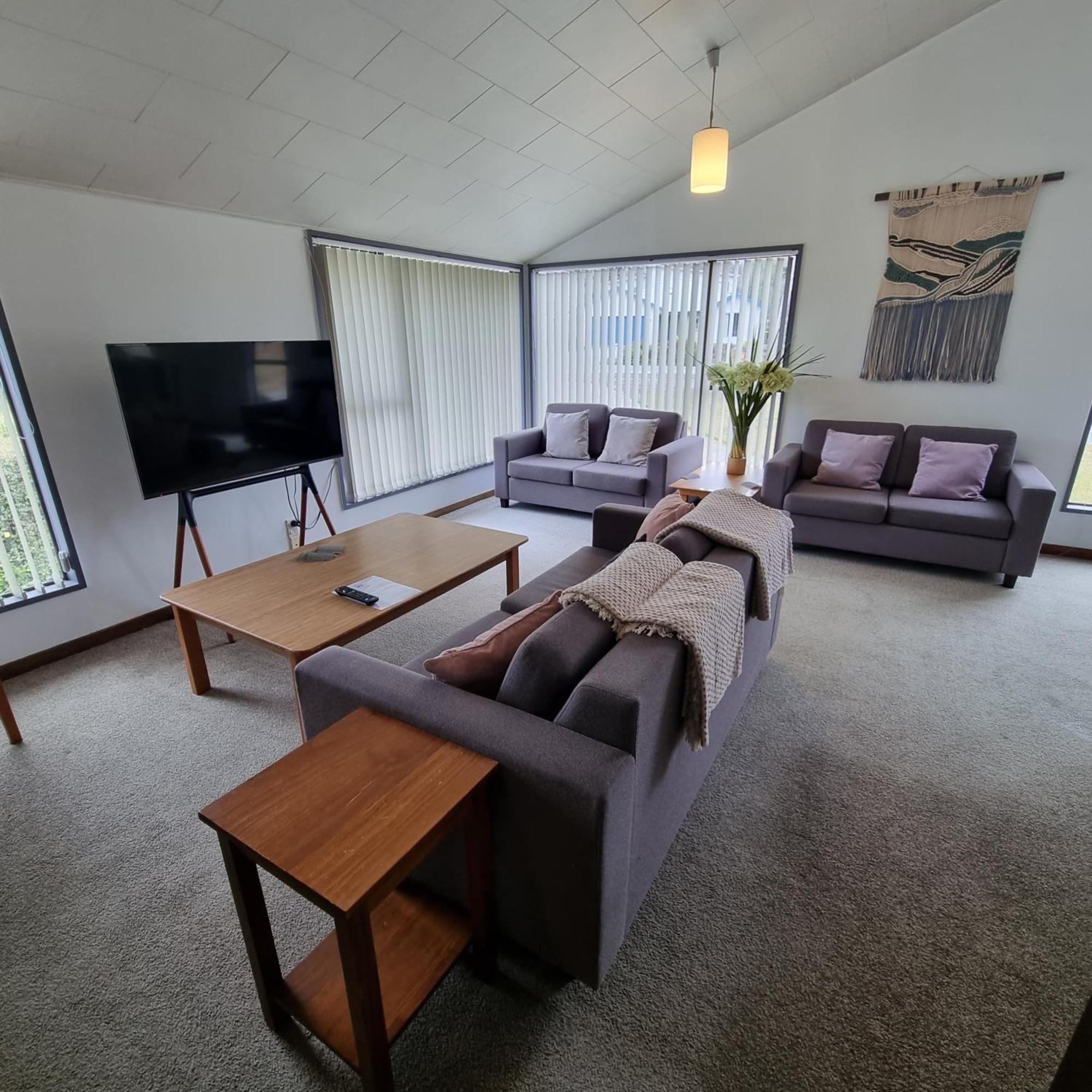 Ride Base Wanaka Apartments Εξωτερικό φωτογραφία